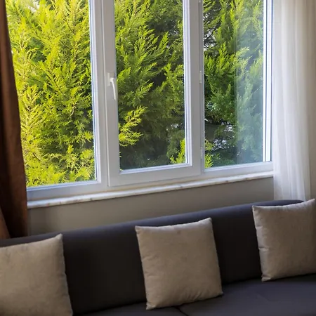Brandhill Aparthotel *